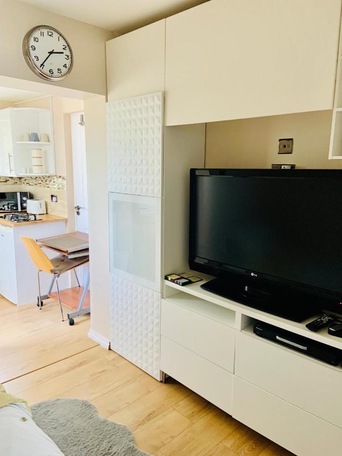 Beautiful Self Contained Studio Διαμέρισμα Λονδίνο Εξωτερικό φωτογραφία